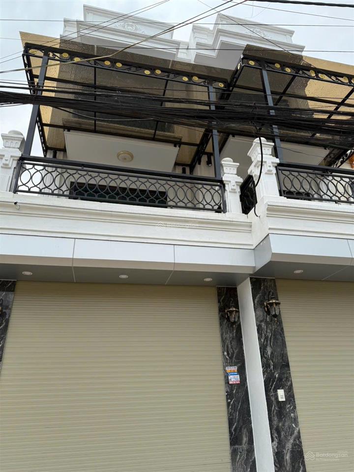 Bán nhà 49m2 giá 3tỷ6 nhà không lỗi phong thủy gần chợ trường tiện ích ô tô gần nhà đủ công năng