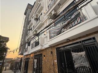 Bán nhà 32m2 giá 2tỷ750tr ngõ ô tô gần thiết kế đẹp không lỗi phong thủy gần trường chợ tiện ích