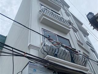 Bán nhà lai xá 36m2 5 tầng mặt tiền 4m gần chợ, trường học, hồ điều hòa vài bước ra ql32 4 tỷ 4