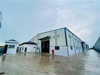 Chính chủ cần bán gấp nhà xưởng mới 100% đầy đủ giấy tờ pháp lý tại tp tân uyên , bình dương