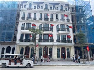 Bán căn shophose suất ngoại giao đường hoàng quốc việt kéo dài.  0968 616 ***
