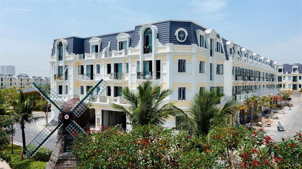 Bán căn liền kề góc có hầm siêu hiếm, diện tích xây dựng lên tới 537m2