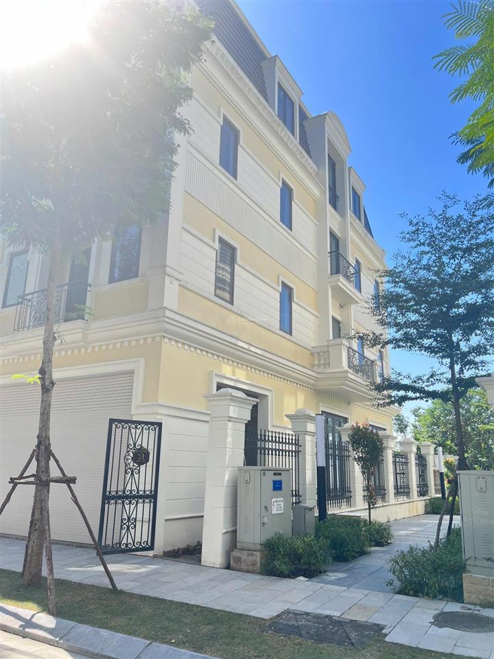 Cần bán gấp căn liền kề 90m2 loại 2 mặt tiền ngay đại lộ ánh trăng 58m.0968 616 ***