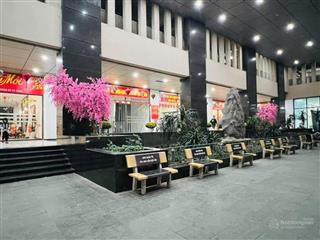 Chính chủ cần bán căn 2 ngủ 2 vệ sinh vs toà gemek2 giá 3 tỷ 4 bao phí  0962 390 ***