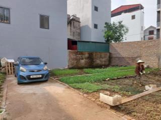 Bán đất thạch bàn, long biên 50m2, mt 4.5m, nở hậu, ô tô vào đất, 7 tỷ