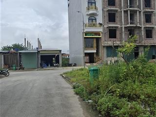 Chủ cần tiền gía nào cũng bán đất đô bắc hà dt 100m2 mt 5m vỉa hè kinh doanh ôtô tránh đại học dm