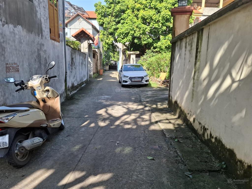 Bán đất nhất trai minh tân lương tài dt 96m2, mt 4m68. ngõ 5m ô tô vào đất dân cư đông đúc