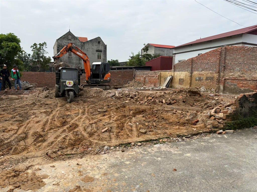 Bán đất, f0 nông trường tam thiên mẫu nghĩa đạo bắc ninh dt 86m2 mt hậu 4m50 ô tô thông dân cư đông