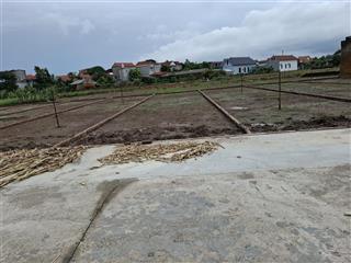 Bán đất cổng trường minh tân lương tài dt 83.5m2 mt hậu 5m ô tô thông 100m ra cổng trường c1 c2