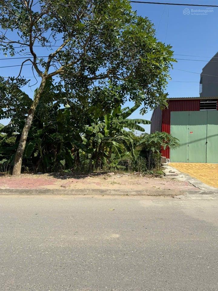 Hiếm bán đất kim đào thị trấn thứa dt 105m2 mt hậu 5m25 vỉa hè kinh doanh ôtô tránh 500m ra chợ thứ