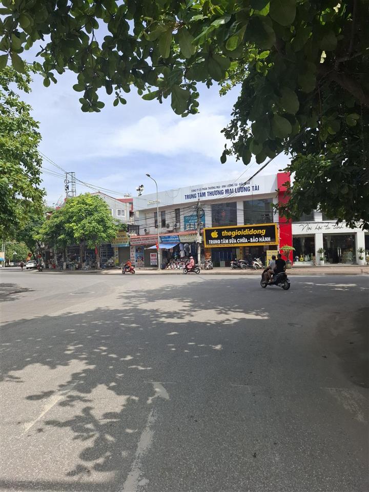 Hiếm bán đất kim đào thị trấn thứa dt 105m2 mt hậu 5m25 vỉa hè kinh doanh ôtô tránh 500m ra chợ thứ