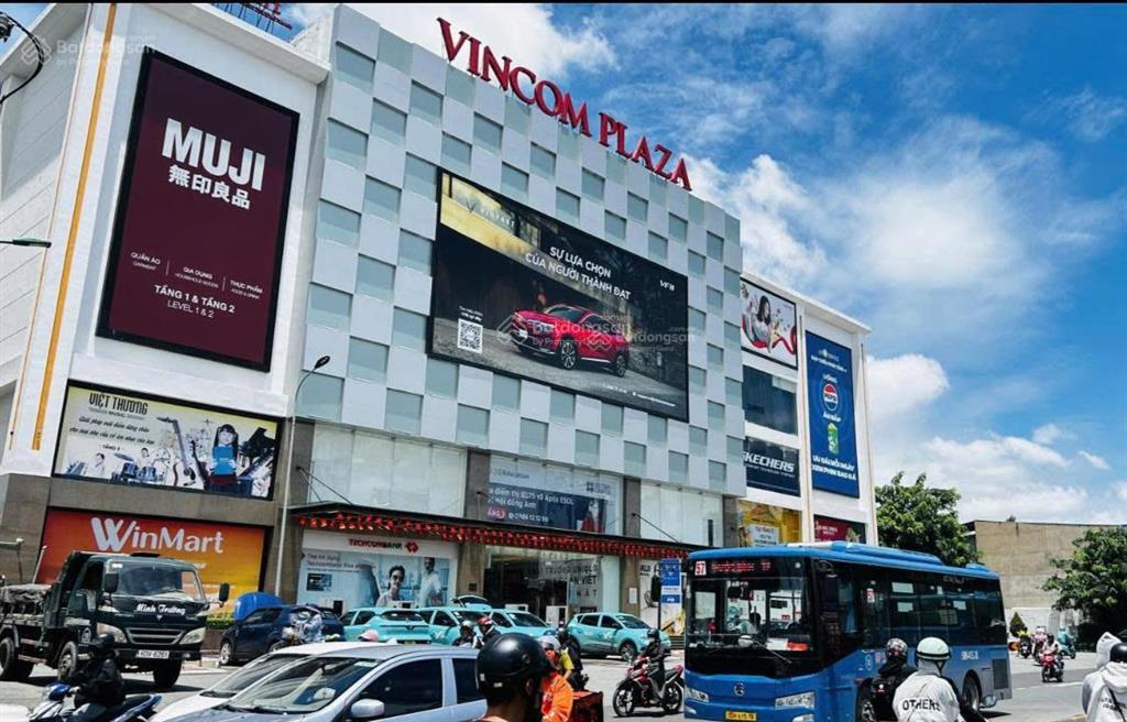 Cam kết rẻ nhất khu 153tr/m2  mặt tiền đối diện vincom lê văn việt 600m2, xd hầm 7 tầng giá 92tỷ