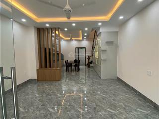Cần bán gấp căn lavilla 5x20m , nhà hoàn thiện nội thất cơ bản , 4 tỷ (giá chuẩn )0912 397 ***