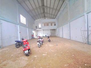 Cho thuê kho xưởng 11x30m trần cao 12m, sân để xe 2x30m đường cont điện 3pha, giá 38tr thương lượng