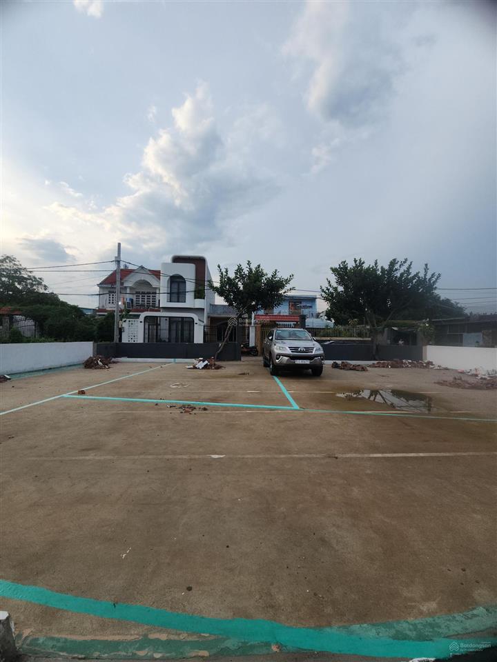 Bán gấp lô đất thổ cư đường lý thường kiệt, thị trấn hóc môn, diện tích 80m2, giá 3,3 tỷ