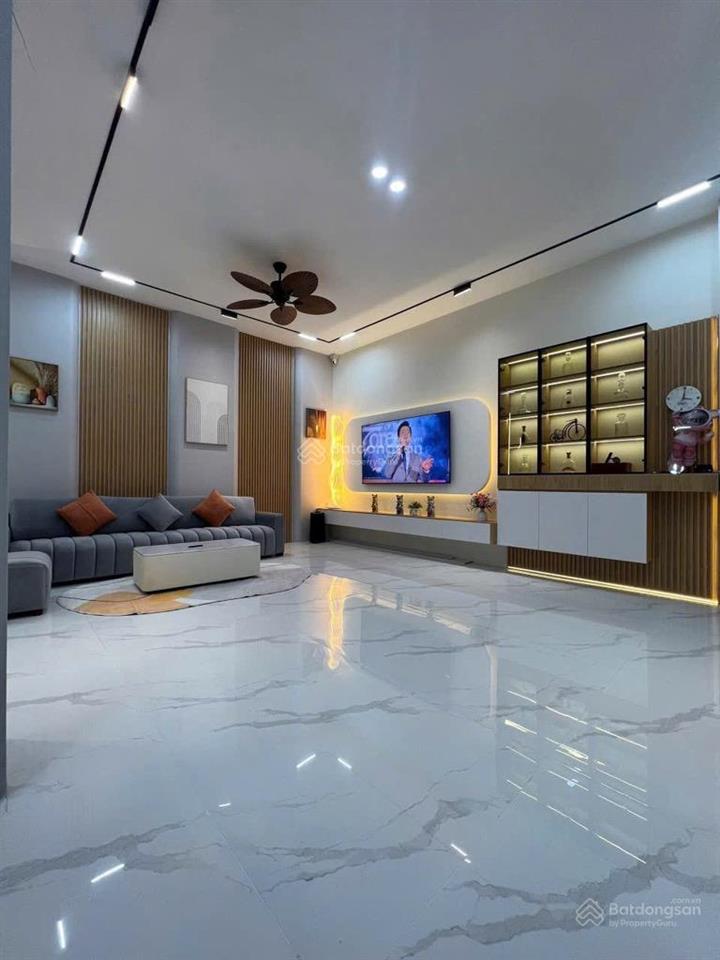 Bán gấp nhà nguyễn thị đặng, quận 12, hẻm xe hơi, dt 7x12m, 3 tầng, 3pn, giá 6 tỷ