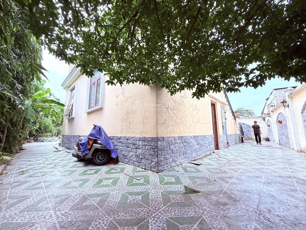 Bán đất tặng biệt thự sân vườn mặt tiền huỳnh thị na, hóc môn, diện tích 1.200m2, giá 27 tỷ