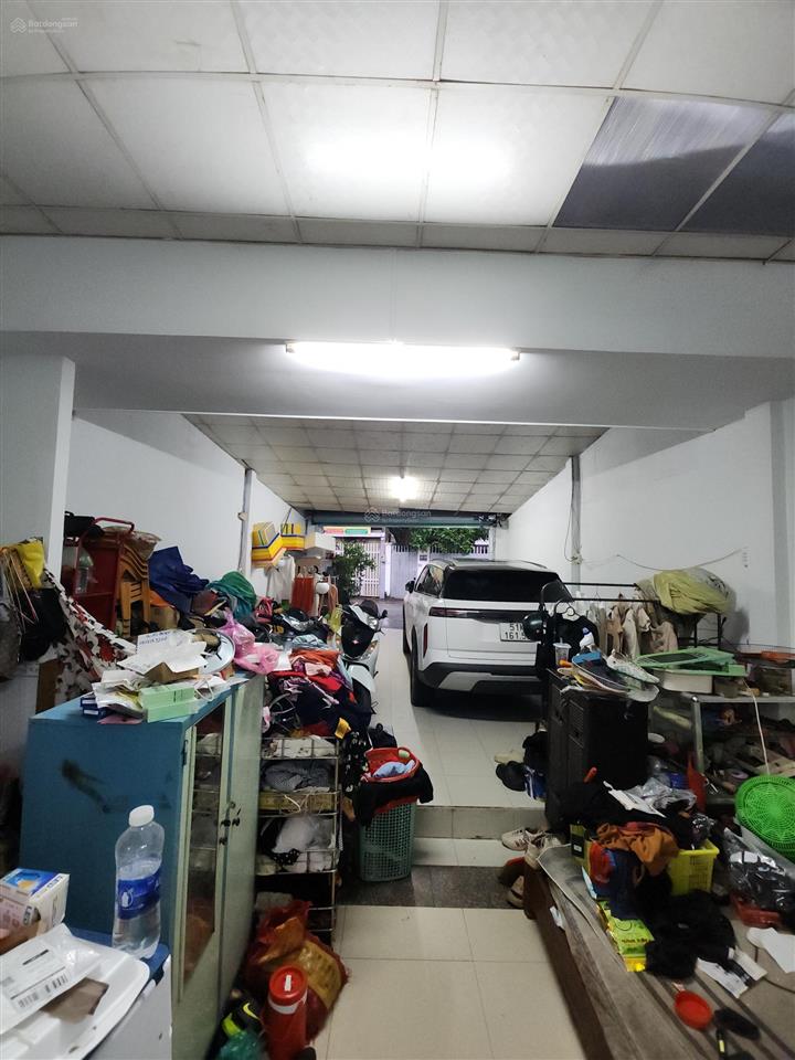 Bán gấp nhà mặt tiền đường tân hiệp 39, hóc môn, diện tích 5,5 x 23, giá 4,1 tỷ