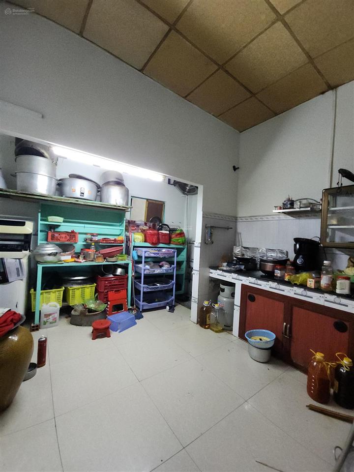 Bán gấp nhà mặt tiền đường tân hiệp 39, hóc môn, diện tích 5,5 x 23, giá 4,1 tỷ