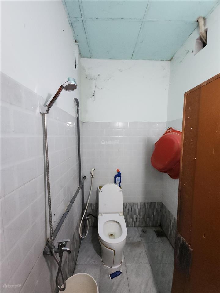 Bán gấp nhà mặt tiền đường tân hiệp 39, hóc môn, diện tích 5,5 x 23, giá 4,1 tỷ