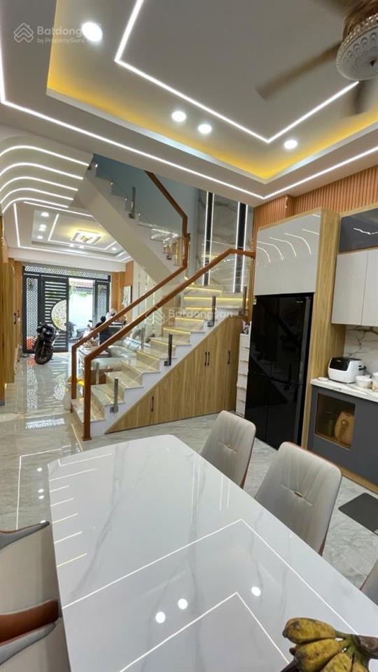 Bán nhà 3 tầng mặt tiền đường thạnh lộc 48, quận 12, dt 60m2, giá 5,5 tỷ