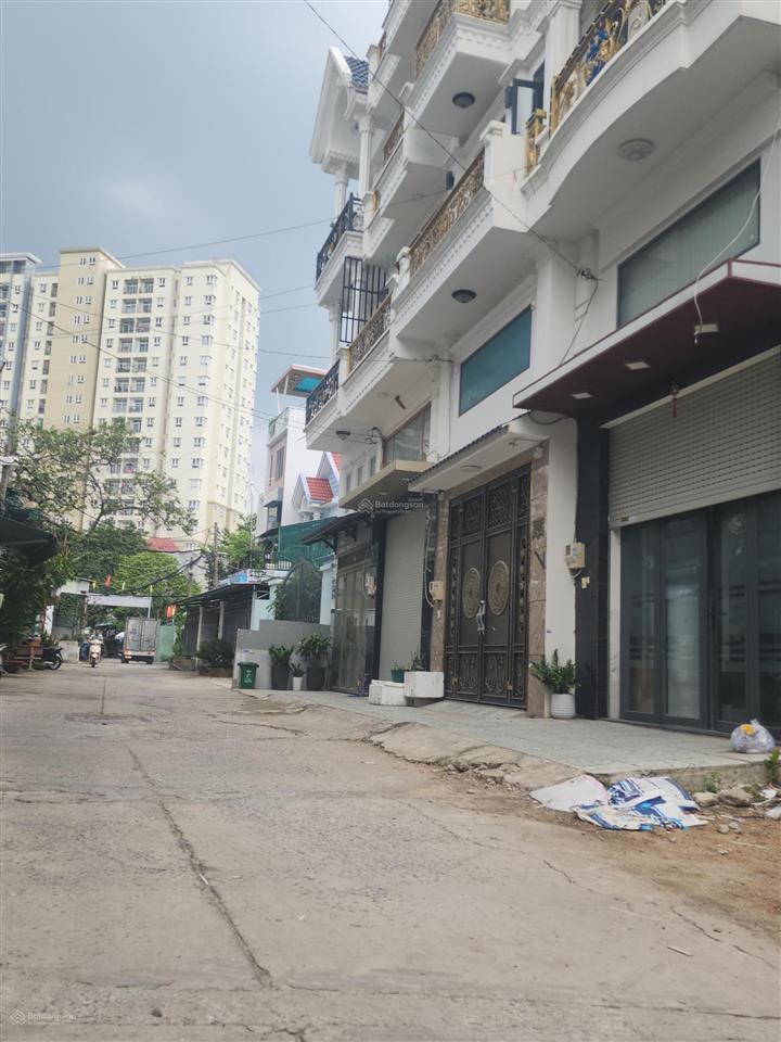 Bán chdv 5 tầng, 12 phòng, dt 100m2 trần thị hè, quận 12, giá 9,9 tỷ.