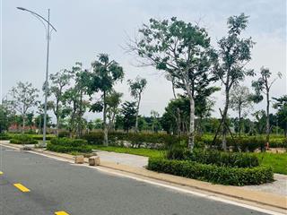 Cần bán lô đất đối diện công viên gem sky long đức long thành sổ sẵn bán lỗ 800triệu