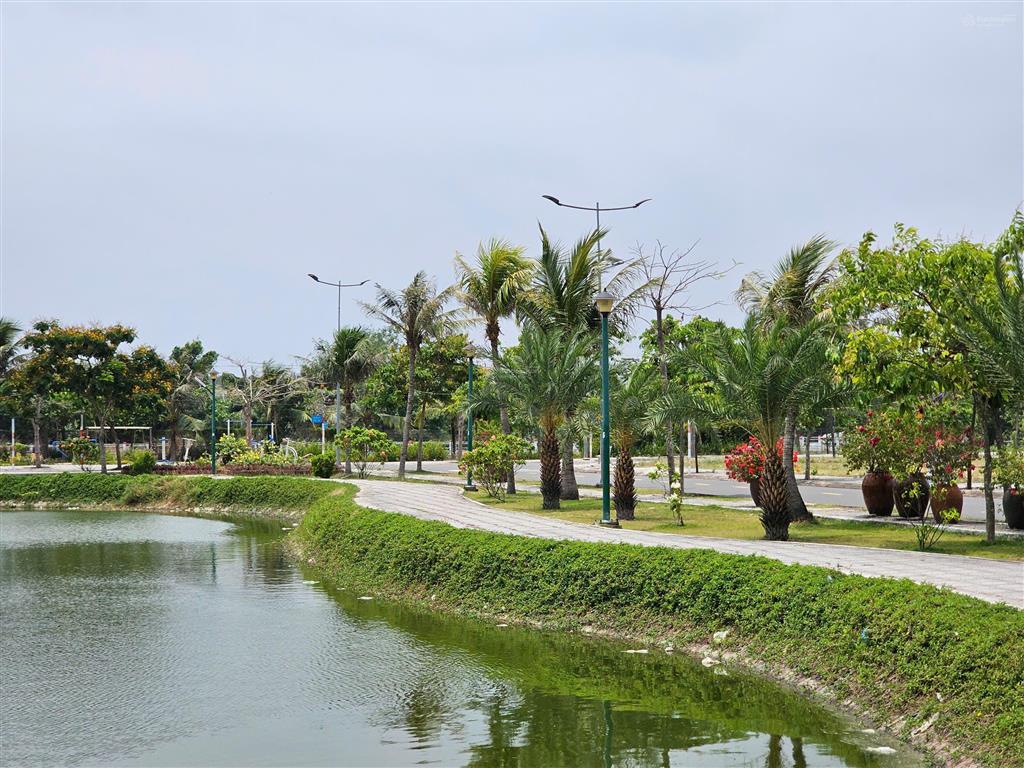 Chỉ với 1tỷ900 sở hữu nền đất tại dự an gem sky world long thành cách sân bay chỉ vài km