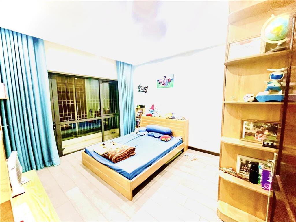Bán căn lk 30, diện tích 65m2 hướng đông nam  view hồ giá đầu tư