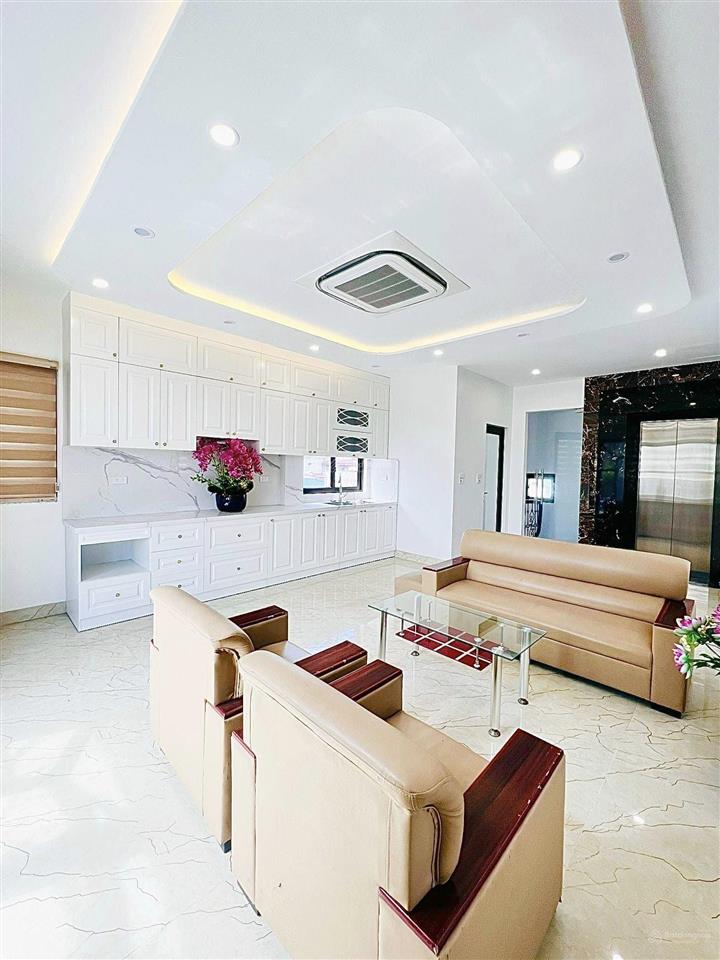 Bán nhà mặt phố nguyễn hoàng, 80m2 8 tầng thông sàn. đỉnh của đỉnh
