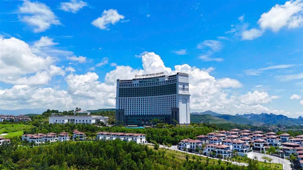 Bán nhanh bt flc hạ long, 14,5 tỷ, 380m2, view đẹp.  e hương