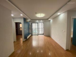 Bán gấp căn hộ 2pn tại tsq giá 5 tỷ, 77m2, sẵn sổ, full nội thất 0981 674 ***