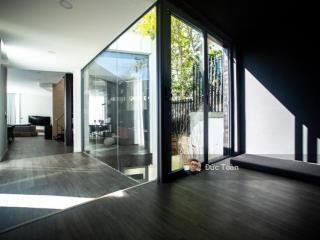 Chính chủ cần bán toà nhà mặt tiền cách trần não 50m  dtsd 460m2  trệt 4 tầng  giá chỉ 26.5 tỷ