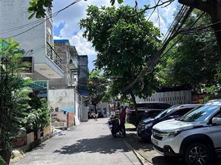 Chính chủ cần bán nhà nội bộ nguyễn văn hưởng  dt 8.5x24=200m2  4 tầng  hđt 60tr/tháng  30 tỷ