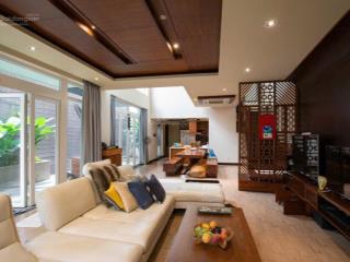 Bán biệt thự siêu vip nở hậu huỳnh văn bánh, phú nhuận 9x20, giá chỉ 39 tỷ  0933 873 ***