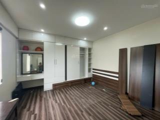 Chính chủ bán căn chung cư 120m2, 3 ngủ, 2 vs, sổ đỏ, giang biên, long biên, giá 4,95 tỷ
