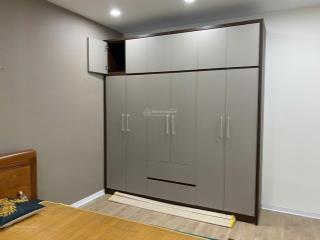 Cho thuê căn chung cư 116 m2 thang máy, 3 ngủ, 2 vệ sinh, đô thị việt hưng, long biên, 10 triệu/th