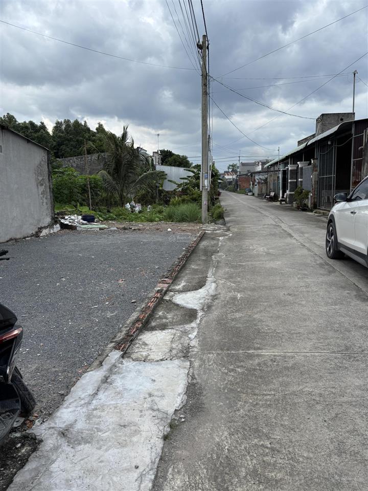 Bán nhanh lô góc hẻm thông đường xe hơi tránh nhau