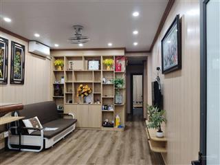 Bán nhà tập thể tầng 2 phố tôn đức thắng 40m 2 phòng ngủ giá nhỉnh 3 tỷ