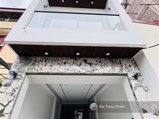 Nhà đẹp cạnh chợ đồng dinh long biên 47m 6 tầng thang máy thiết kế hiện đại gần ôtô full nội thất