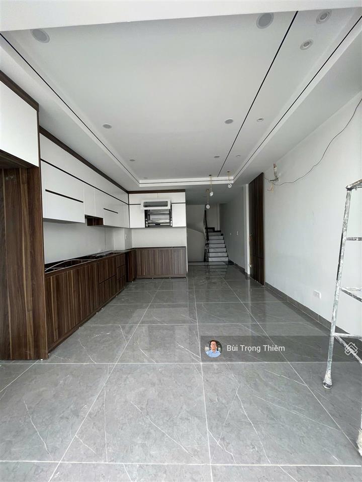 Phố sài đồng | 54m2 | 7 tầng thang máy | mặt ô tô tránh | gara 2 xe | 16.5 tỷ có thương lượng