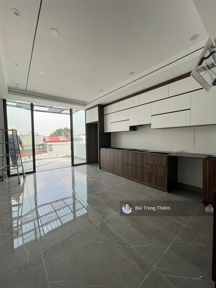 Phố sài đồng | 54m2 | 7 tầng thang máy | mặt ô tô tránh | gara 2 xe | 16.5 tỷ có thương lượng