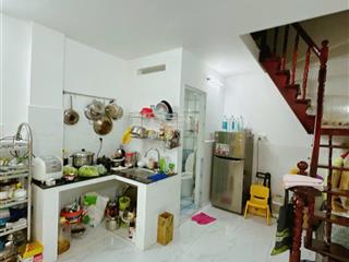 Nhà trung tâm quận 1, chỉ 4,5 tỷ thương lượng, hẻm rộng 4m, sẵn dòng tiền cho thuê.  0906 435 ***