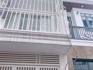 Nhà đẹp tây thạnh, tân phú, full nội thất, hẻm 3,5m, giá chỉ 3 tỷ 850 thương lượng.  0906 435 ***