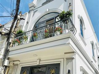 Nhà đẹp gò vấp, hảm 5m,cách 20m ra mặt tiền, giá chỉ 7 tỷ 500 thương lượng.  ngay 0906 435 ***