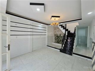 Chủ gửi nhà xô viết nghệ tĩnh, nở hậu, hẻm ba gác, chỉ 4,5 tỷ thương lượng.  0876 410 ***