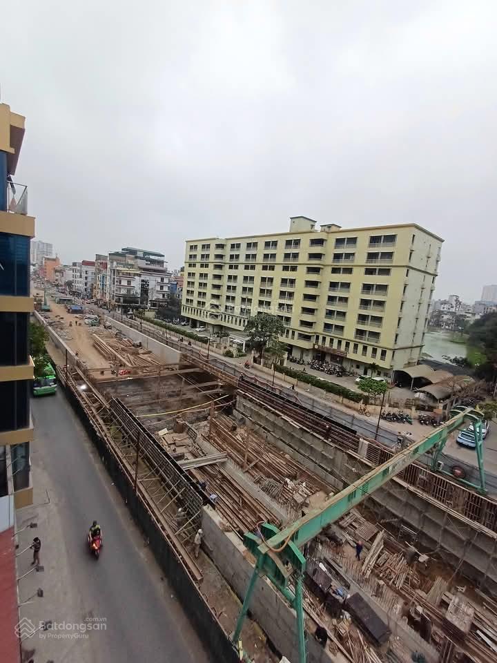 Tòa nhà mặt phố kim đồng hm 46 tỷ, 122m2 6 tầng nhà một mặt phố một mặt ngõ ô tô tránh kd vip