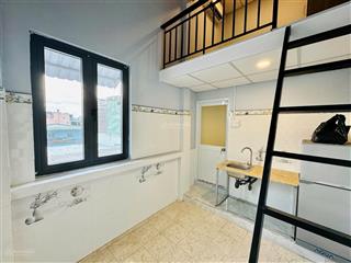 Cho thuê căn hộ có gác, quận 4, đường tôn đản, gần đh luật, đh nguyễn tất thành, chợ xóm chiếu
