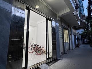 Bán nhà phố nguyễn đức cảnh dt 40m2 4 tầng, mt 5m. giá chào nhỉnh 8 tỷ, nhà mặt ngõ kinh doanh