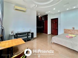 Cho thuê phòng rộng 35m2  full nội thất  mặt tiền cao lỗ  gần nhiều trường đại học lớn
